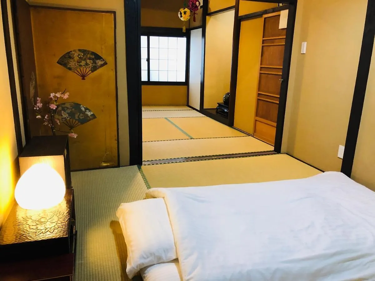 Villa 京町家-椿庵kyomachiya-Tsubakian Kyōto Ferienhaus